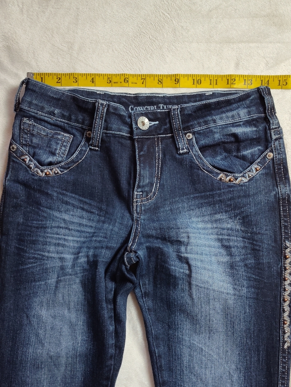 Cowgirl Tuff Co Legend Women's Denim Blue Jeans Size 27x33 Barbed Wire - Picture 2 of 16